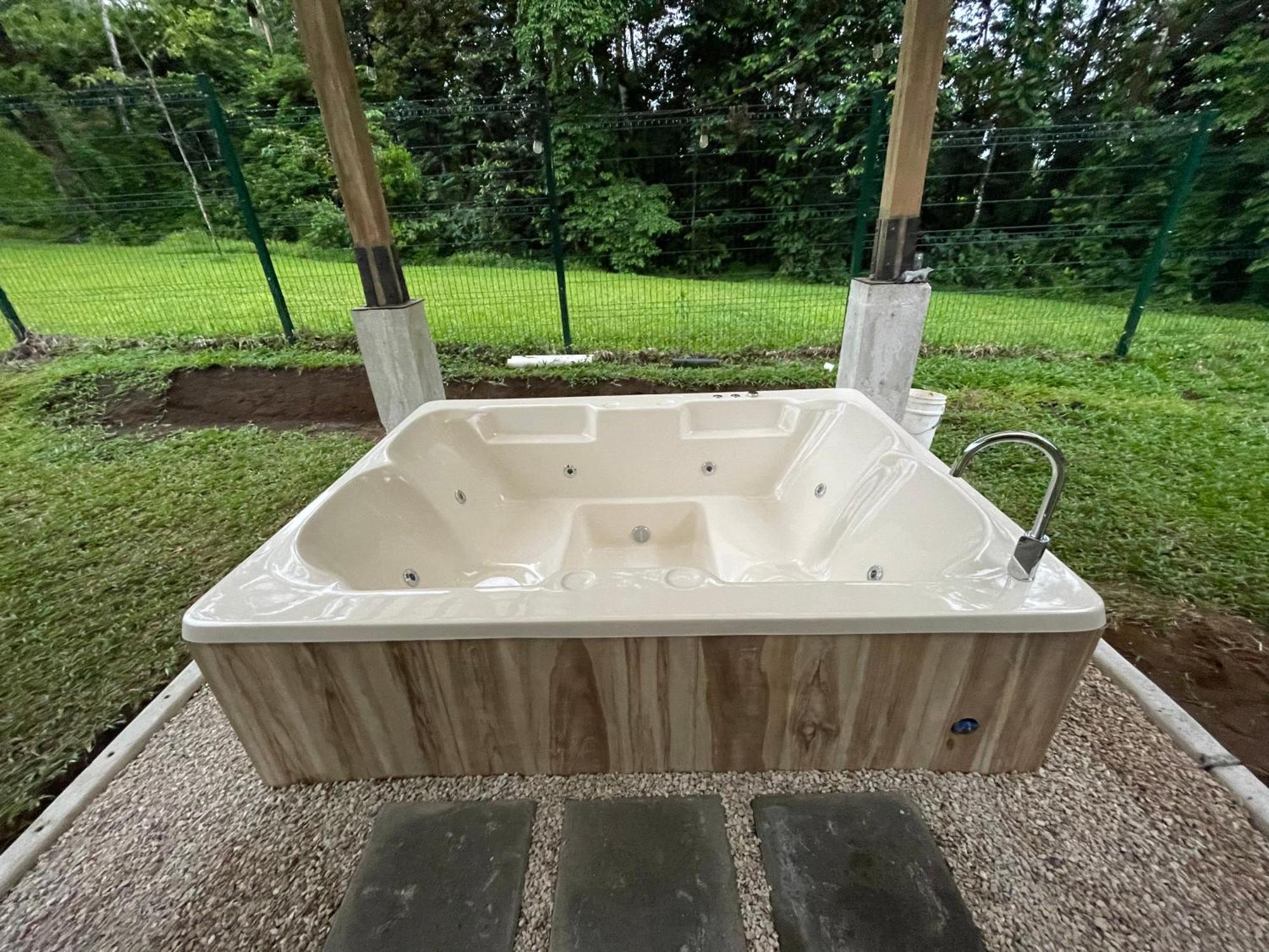 River Paradise Villa With Private Jacuzzi La Fortuna Exterior photo